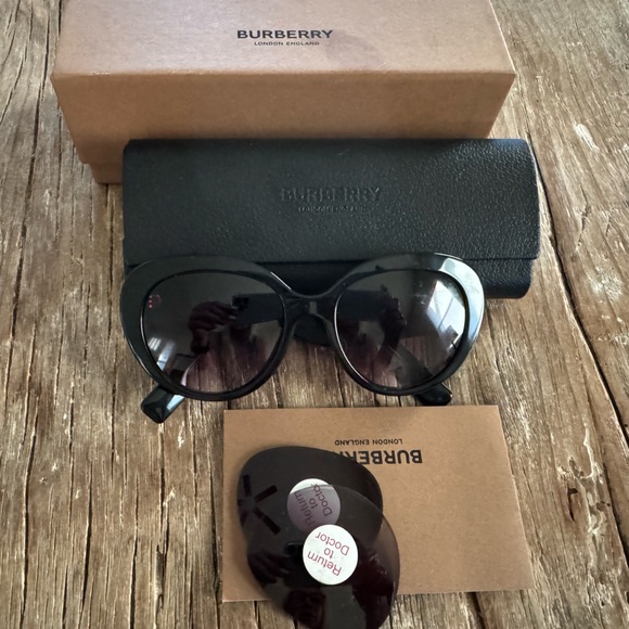 Burberry women’s sunglasses-brand new
